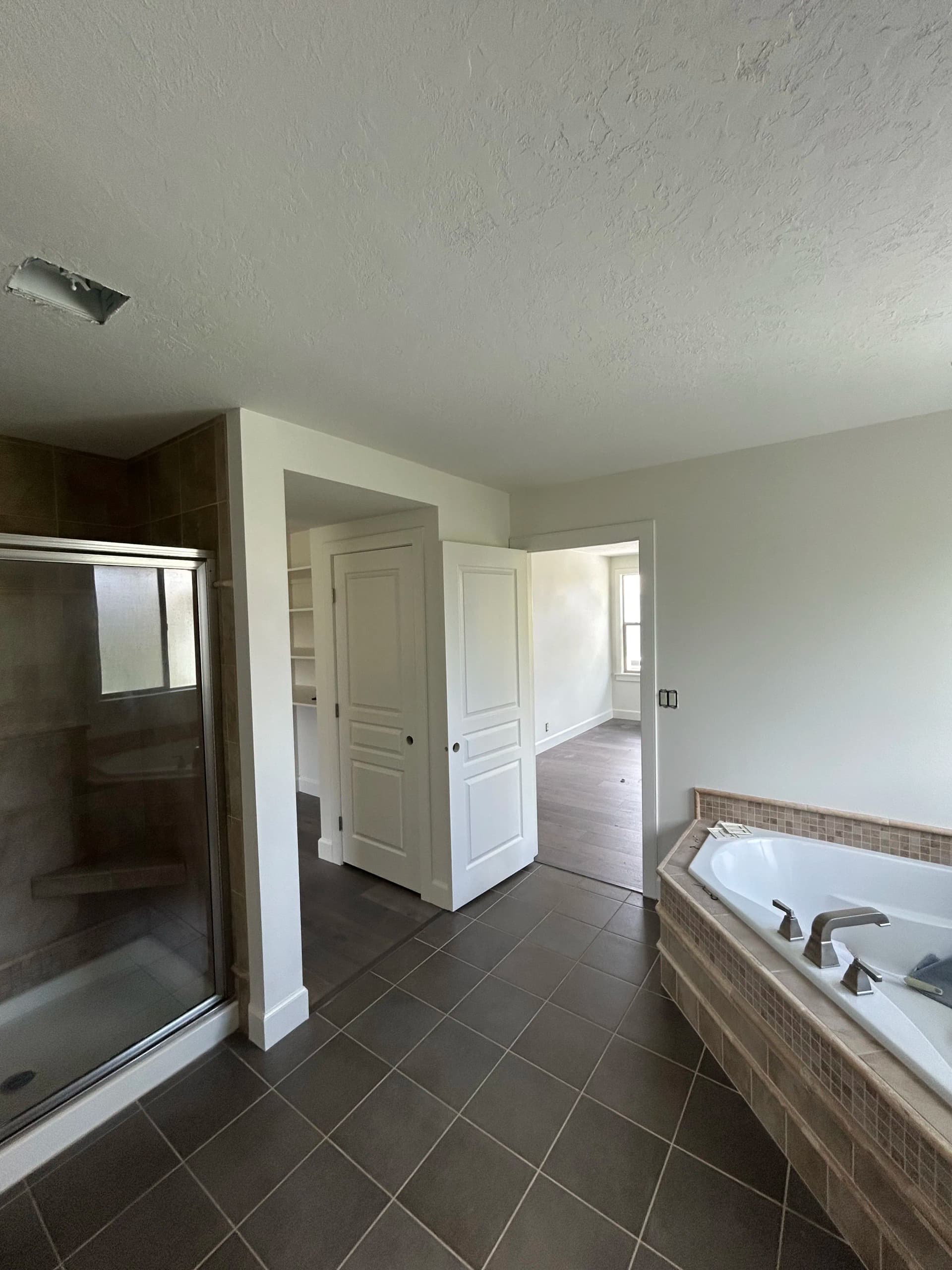 Gallery photos for Fresh Interior Paint Wrap in Eagle Idaho: Image #7